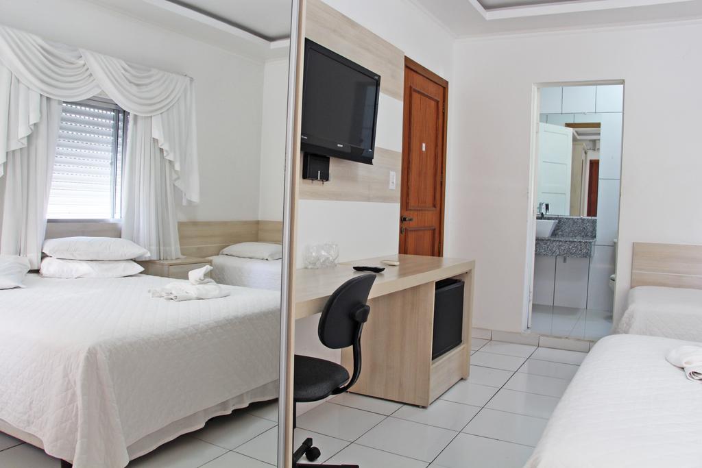 Soder Hotel Санта-Крус-ду-Сул Номер фото